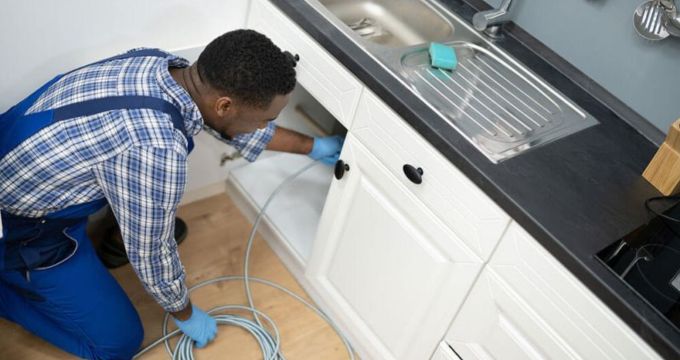 déboucher lavabo cuisine