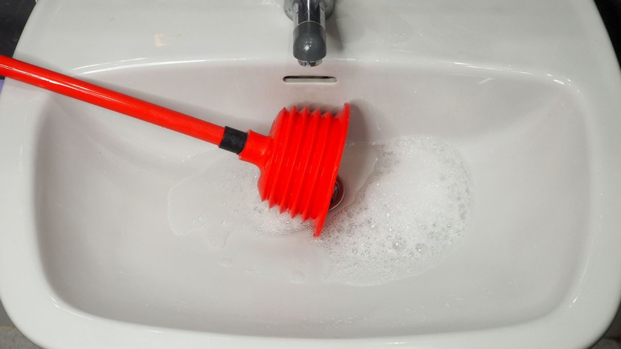 déboucher son lavabo naturellement