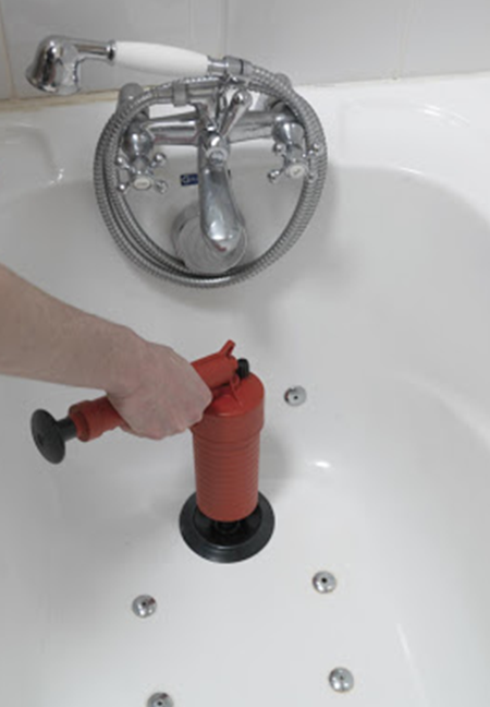 deboucher une baignoire rapidement