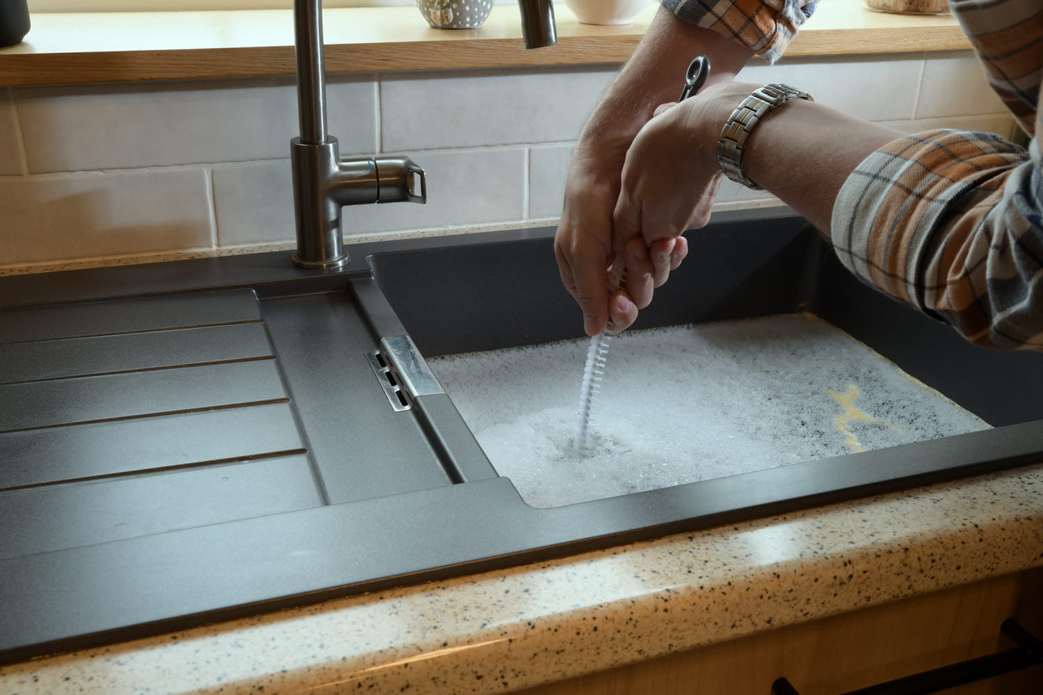 evier de cuisine bouché